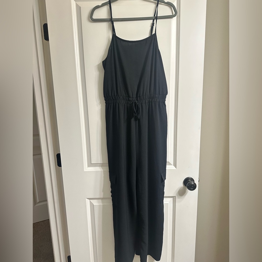 Black Sleeveless Jumpsuit - Picture 1 of 2